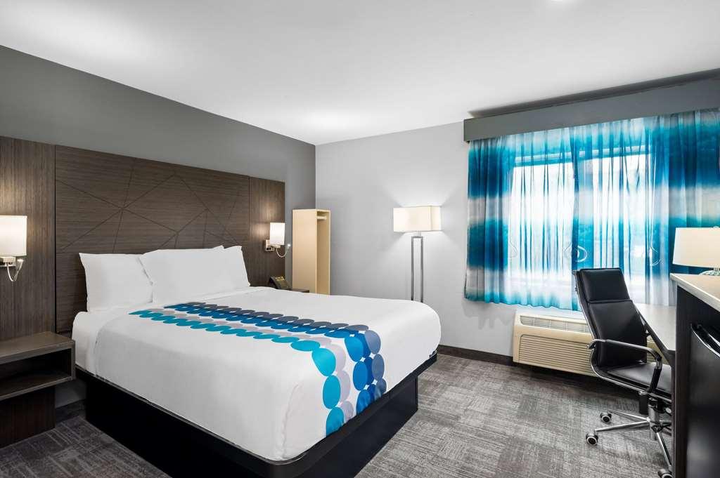 La Quinta Inn By Wyndham Indianapolis Airport Executive Dr Quarto foto